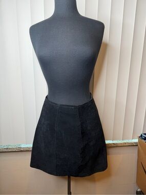 Vintage Black Suede A-Line Mini Skirt Size 8